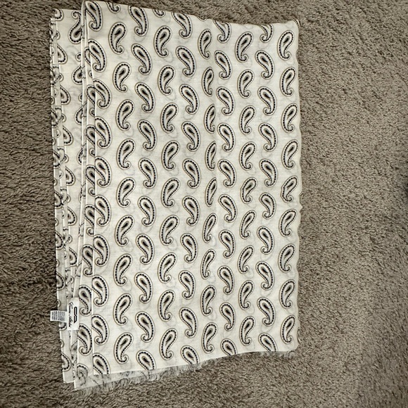 cesare attolini summer scarf- brand new - Picture 1 of 5